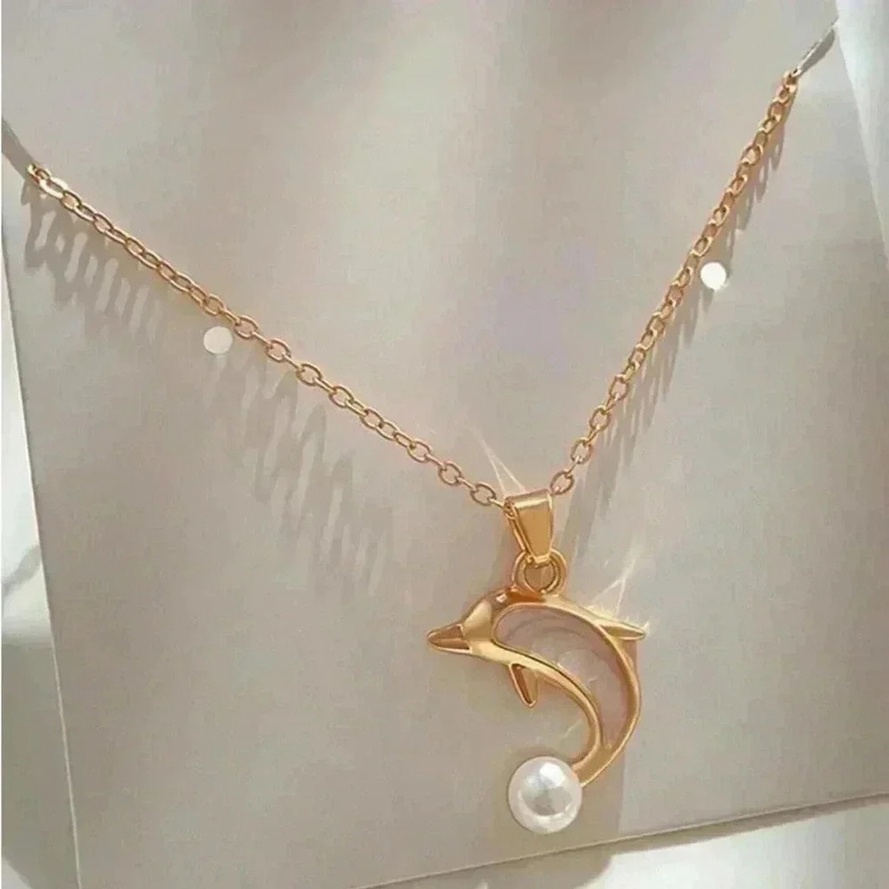 ⚠️Clearance Dolphin Pendant Necklace Yellow Gold - Picture 6 of 6